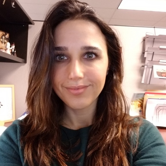 Meet your Posher, Brittany - Picture 1 of 1